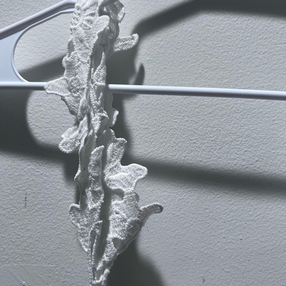 (NWT) Elegant Strapless White Lace Dress - Picture 6 of 8